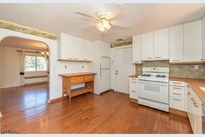 15 Frederick Pl, Morris Township, NJ 07960 - Photo 11