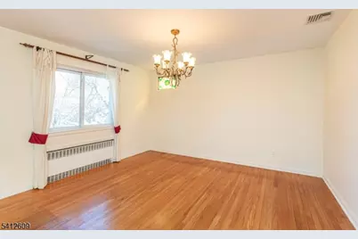 15 Frederick Pl, Morris Township, NJ 07960 - Photo 7