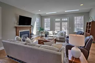 14 Shadowbrook Way, Randolph Township, NJ 07945 - Photo 5