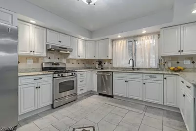 3 June Walk, Sparta Township, NJ 07871 - Photo 9