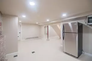 625 Park Ave, East Orange, NJ 07017 - Photo 17