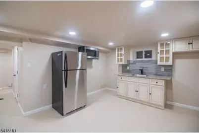 625 Park Ave, East Orange, NJ 07017 - Photo 15