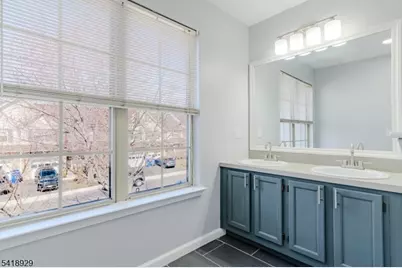 203 Concord Pl, North Brunswick Township, NJ 08902 - Photo 23