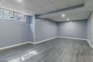 203 Concord Pl, North Brunswick Township, NJ 08902 - Photo 31