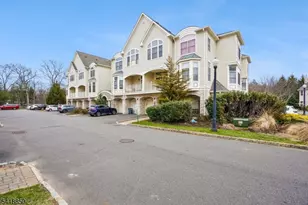 204 Edmonton Ct, Livingston Twp., NJ 07039 - Photo 1