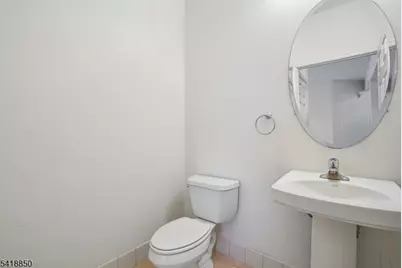 204 Edmonton Ct, Livingston Twp., NJ 07039 - Photo 17