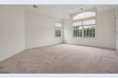 204 Edmonton Ct, Livingston Twp., NJ 07039 - Photo 19