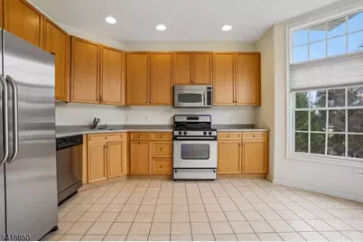 204 Edmonton Ct, Livingston Twp., NJ 07039 - Photo 15