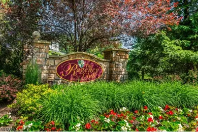 204 Edmonton Ct, Livingston Twp., NJ 07039 - Photo 3