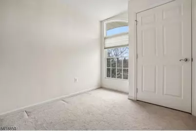 204 Edmonton Ct, Livingston Twp., NJ 07039 - Photo 25