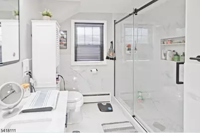 154 Orchard St, Elmwood Park, NJ 07407 - Photo 7