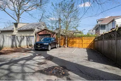 41 Montague Pl #2, Montclair Twp., NJ 07042 - Photo 31