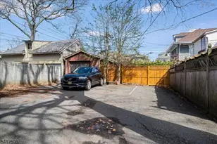 41 Montague Pl, Montclair Twp., NJ 07042 - Photo 31