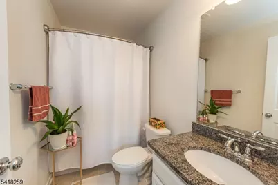 94 Albert Ct, Randolph Township, NJ 07869 - Photo 17