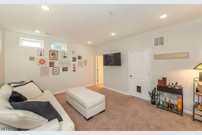 94 Albert Ct, Randolph Township, NJ 07869 - Photo 19