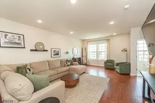 94 Albert Ct, Randolph Township, NJ 07869 - Photo 3