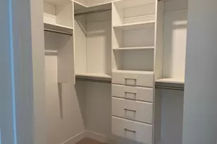 71 Veterans Wy, Morris Plains, NJ 07950 - Photo 23