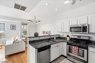 20 S Midland Ave, Kearny, NJ 07032 - Photo 15