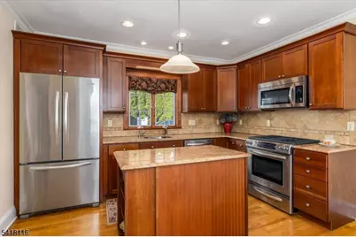 4 Peru Rd, Clifton, NJ 07012 - Photo 11