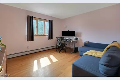 48 Gordon Rd, Roxbury Township, NJ 07885 - Photo 13