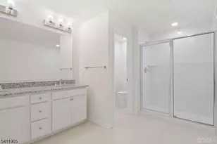 735 Station Rd, Dunellen, NJ 08812 - Photo 13