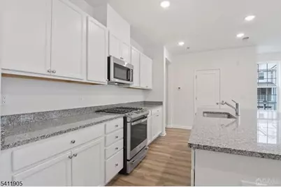 735 Station Rd #1, Dunellen, NJ 08812 - Photo 1