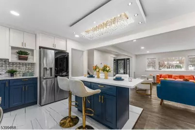 28 Charles St, Clifton, NJ 07013 - Photo 9