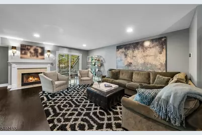 27 Cobblestone Ter, Montville Township, NJ 07045 - Photo 9