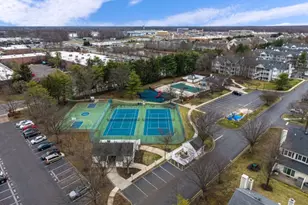 382 Hadleigh Ln, North Brunswick Township, NJ 08902 - Photo 27