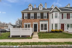 382 Hadleigh Ln, North Brunswick Township, NJ 08902 - Photo 25