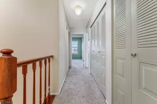 382 Hadleigh Ln, North Brunswick Township, NJ 08902 - Photo 23