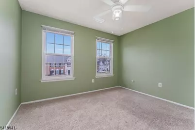 382 Hadleigh Ln, North Brunswick Township, NJ 08902 - Photo 17