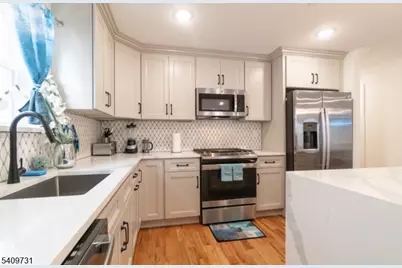 319 Renner Ave, Newark, NJ 07112 - Photo 19