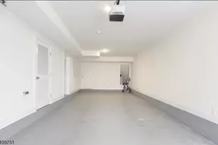 319 Renner Ave, Newark, NJ 07112 - Photo 3