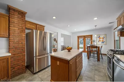 11 Cherry Pl, Nutley, NJ 07110 - Photo 11