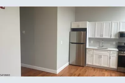 38 Mill St, Paterson, NJ 07501 - Photo 15