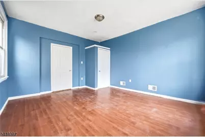 375 6th Ave, Newark, NJ 07107 - Photo 11