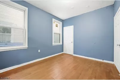 375 6th Ave, Newark, NJ 07107 - Photo 17
