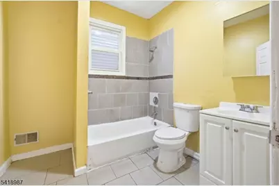 375 6th Ave, Newark, NJ 07107 - Photo 9