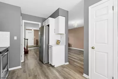 6 Maddaket, Scotch Plains Township, NJ 07076 - Photo 7