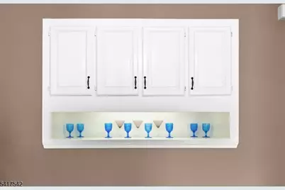 6 Maddaket, Scotch Plains Township, NJ 07076 - Photo 9