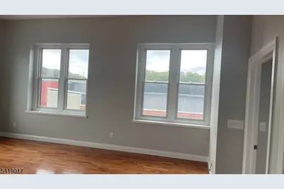 38 Mill St, Paterson, NJ 07501 - Photo 15