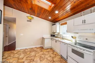 25 Lake Rd, Denville Twp., NJ 07834 - Photo 17