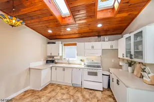 25 Lake Rd, Denville Twp., NJ 07834 - Photo 15