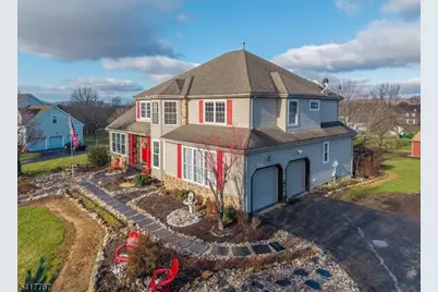 12 Foxwood Ln, Lopatcong Township, NJ 08865 - Photo 3