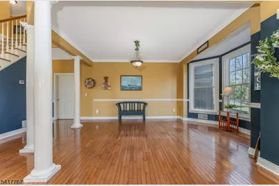 12 Foxwood Ln, Lopatcong Township, NJ 08865 - Photo 9