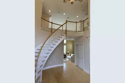 104 Darren Dr, Bernards Township, NJ 07920 - Photo 3