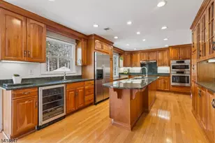 3 Stagecoach Way, Hillsborough Township, NJ 08844 - Photo 7