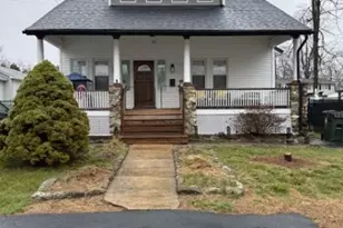 21 Center St, Mount Olive, NJ 07828 - Photo 1