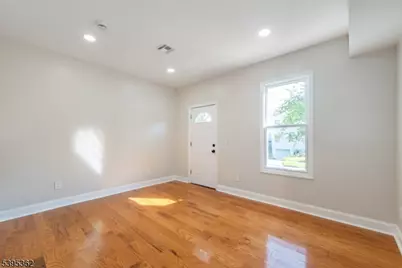 26 Washington St #1, Montclair, NJ 07042 - Photo 15